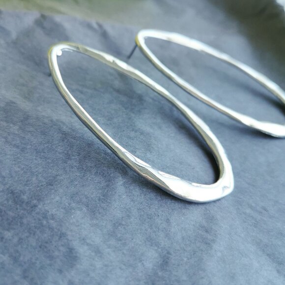 Robert Lee Morris Silver Plated Elongated Oval Hoop Earrings Modern Chic - Picture 3 of 4